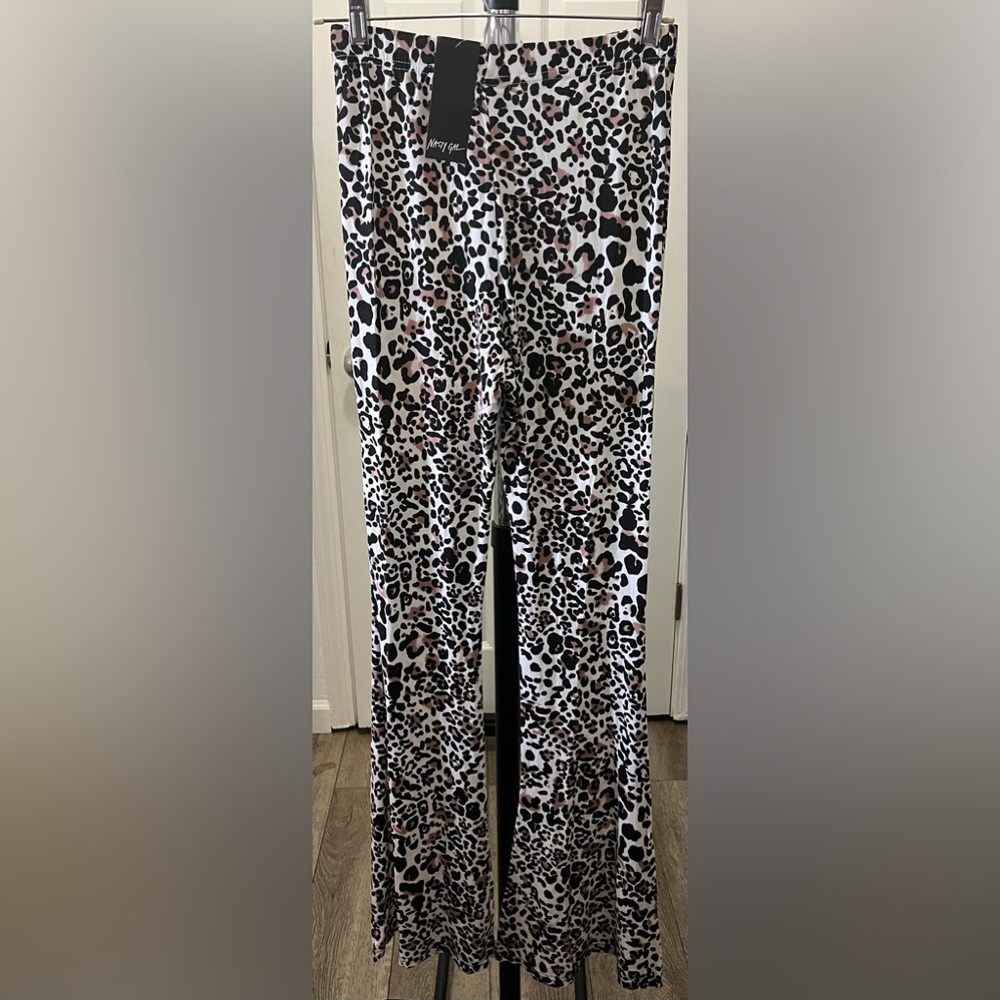 NWT Nasty Gal Leopard High waisted Flare Pants Women’s size 4 - Picture 1 of 4